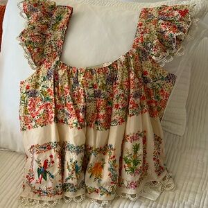 NEW Farm Rio Blouse tank Medium  Delicate Forest Lace M only worn once